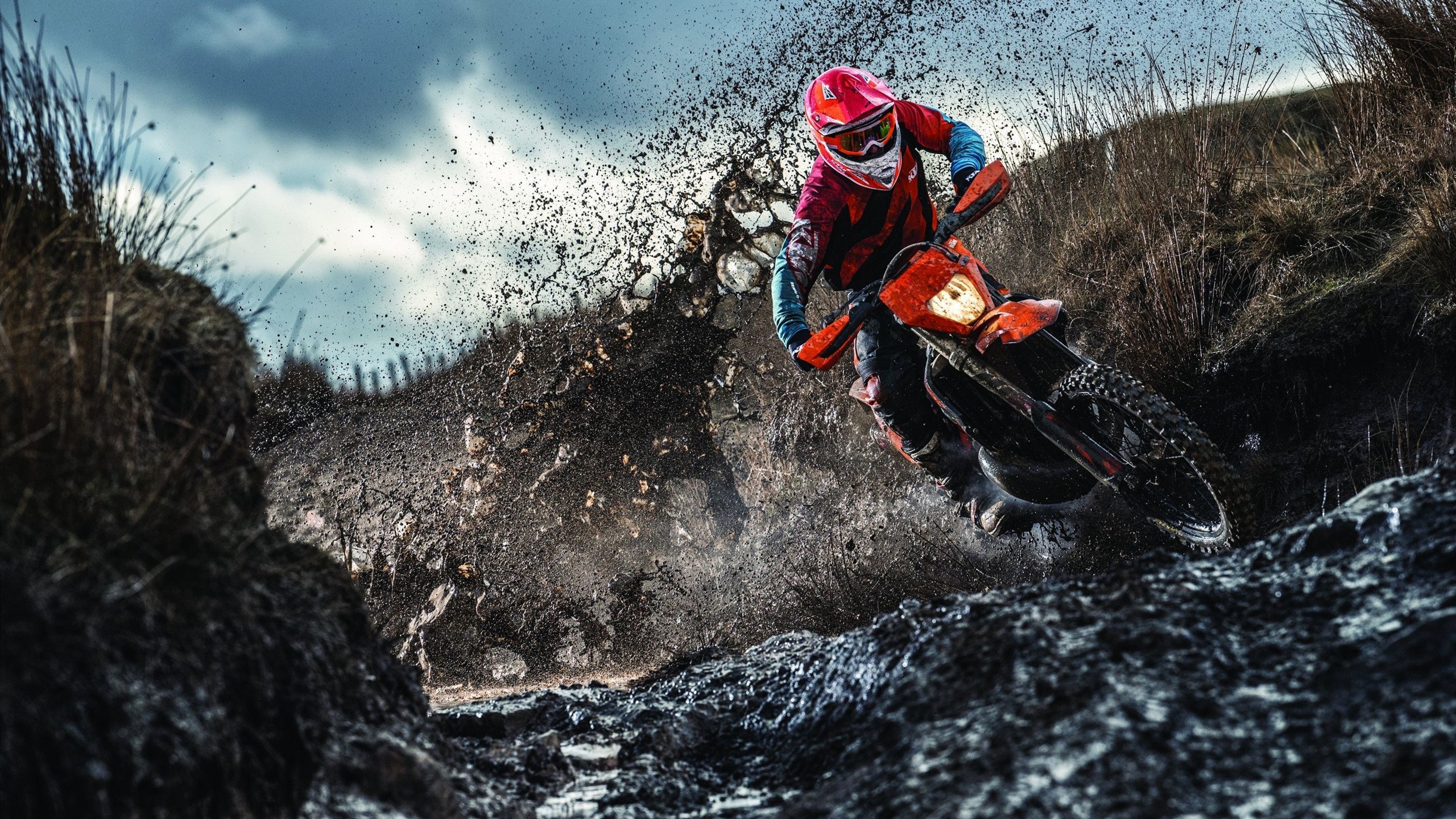 瑞士骑手史蒂夫·古尔达特(Steve Guerdat)在巴黎奥运会上夺得障碍赛银牌,完成奥运奖牌大满贯。